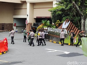Kapolri Keliling Cek Lokasi Akad Nikah Kaesang-Erina