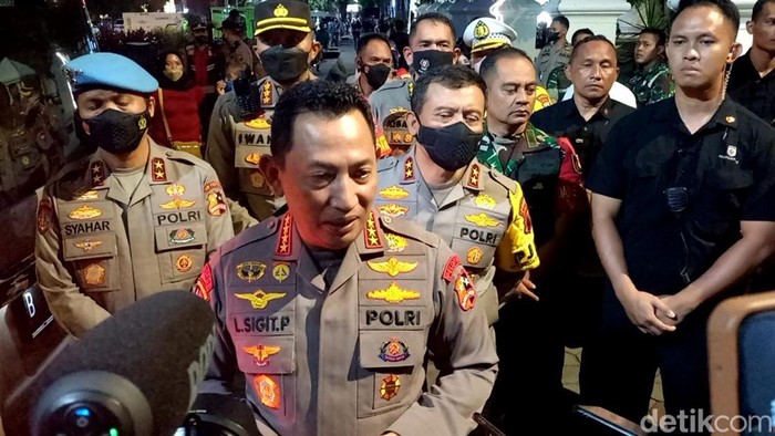 Kapolri Jenderal Listyo Sigit Prabowo mengecek rumah dinas Wali Kota Solo, Loji Gandrung, Sabtu (10/12/2022).