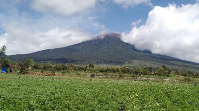 Potret Gunung Kerinci Terkini Usai Erupsi, Tampak Kembali Normal