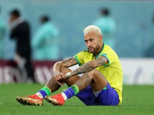 Geramnya Neymar Dilempar Popcorn oleh Penonton