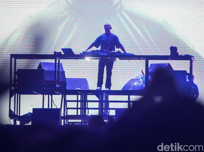 Pecah! DJ Snake Sukses Guncang Panggung Hari Pertama DWP