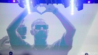Beberapa lagu seperti Taki Taki sampai Lean On dibawakan DJ asal Prancis ini. Foto: Andhika Prasetia/ detikcom