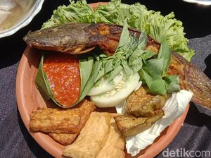 Pecel Lele Lamongan yang Kini Populer di Jakarta Punya Kisah Panjang