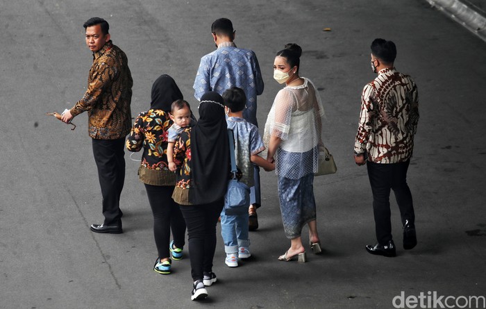 Prosesi akad nikah Kaesang-Erina digelar di Pendopo Royal Ambarrukmo Yogyakarta, Sabtu (10/12/2022). Raffi Ahmad dan Nagita Slavina hadir dalam akad nikah tersebut.