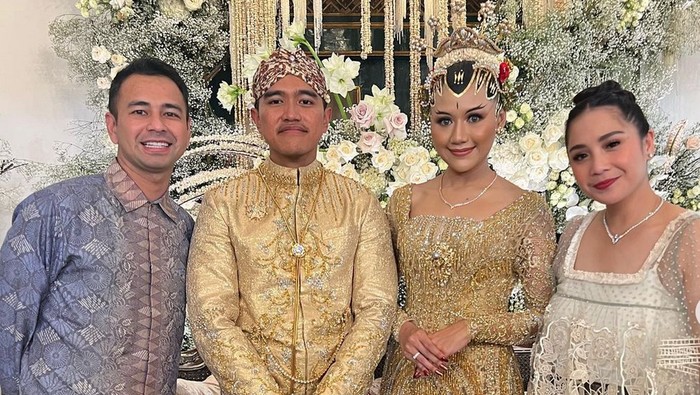 Raffi Ahmad dan Nagita Slavina jadi salah satu tamu di pernikahan Kaesang Pangarep dan Erina Gudono.