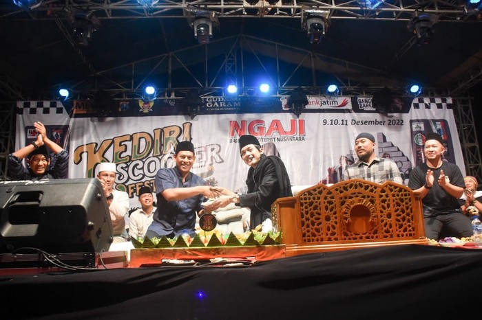 Saat Ribuan Scooterist Ikuti Pengajian Akbar dalam KSF #5