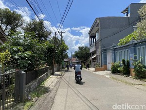 Bahasa yang Dipakai Warga Kampung Inggris di Sukabumi