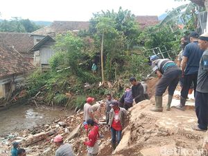 Penampakan 3 Rumah Tertimpa Longsor di Majalengka