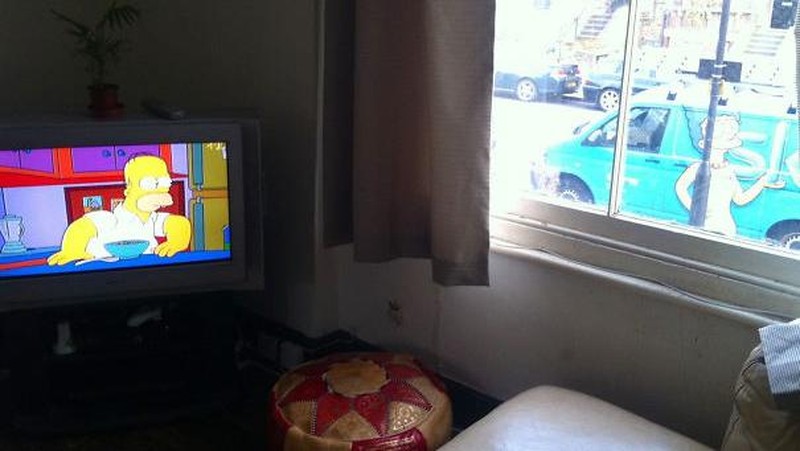 Waktu yang tepat, dapat membuat momen menjadi sebuah foto yang unik dan menarik. Seperti foto-foto berikut ini.