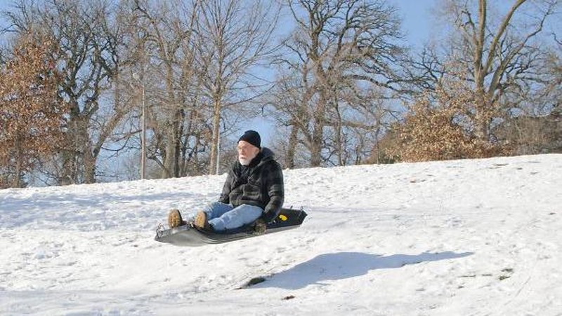 Waktu yang tepat, dapat membuat momen menjadi sebuah foto yang unik dan menarik. Seperti foto-foto berikut ini.