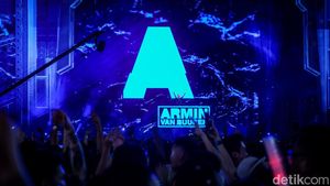 Aksi Armin van Buuren Sukses Gebrak Hari Kedua DWP