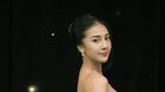 9 Gaya Anya Geraldine yang Disebut Mau Tandingi Chelsea Islan