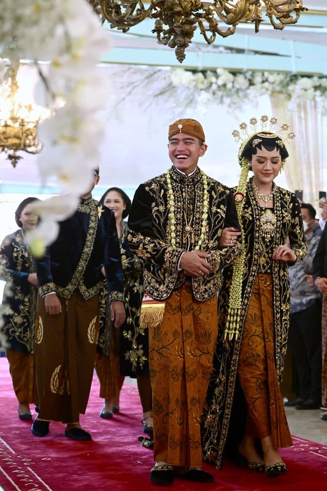 Dapat diketahui juga bahwa Kaesang dikenal dengan tingkahnya yang lucu.