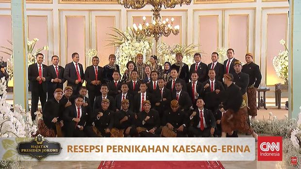 Giliran Paspampres Foto Bareng di Nikahan Kaesang-Erina, Begini Gayanya