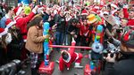 Jalanan New York Dipenuhi Ratusan Sinterklas, Ada Apa?