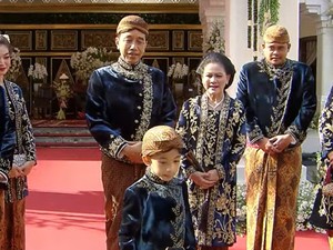 Gaya Jan Ethes Jadi Jubir di Ngunduh Mantu Jokowi