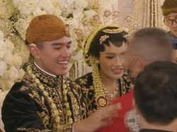 3 Jam Terima Tamu Tasyakuran, Kaesang-Erina Masih Full Senyum