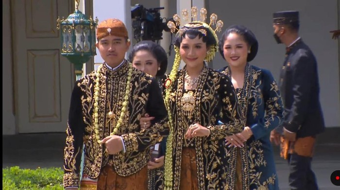 Kaesang Pangarep dan Erina Gudono di Puro Mangkunegaran, Minggu (11/12/2022).