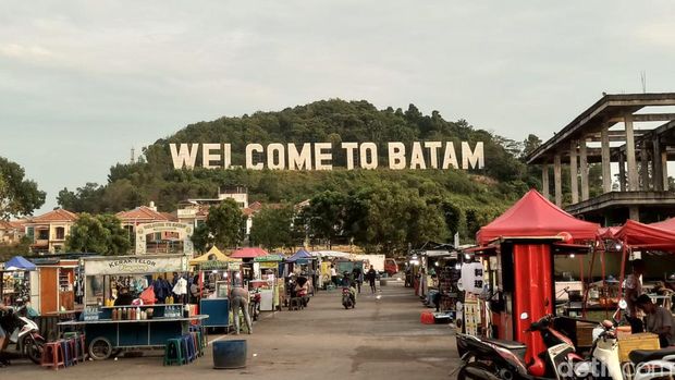 Kawasan wisata kuliner Welcome To Batam.