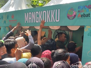 Makanan Gratis Tasyakuran Kaesang-Erina Jadi Buruan Anak Kos