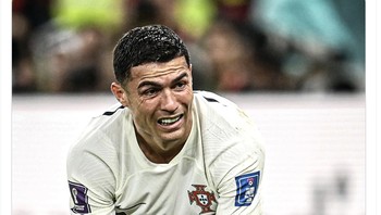 Sementara itu, tangis Ronaldo pecah usai Portugal gagal melaju ke semifinal Piala Dunia 2022. Foto: Twitter