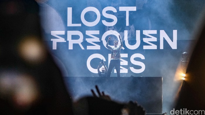 Musik Tropical House Lost Frequencies Curi Hati Penonton DWP Musik Tropical House Lost Frequencies Curi Hati Penonton DWP