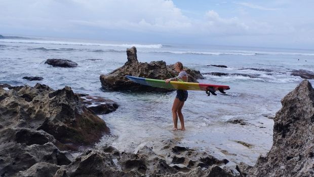 Pantai Suluban di Desa Pecatu, Kecamatan Kuta Selatan, Badung, Bali.