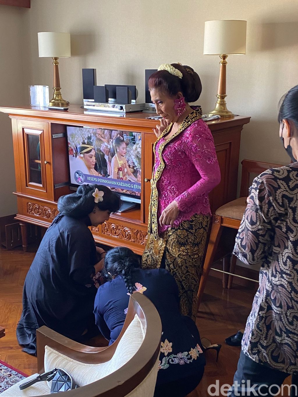 Persiapan Susi Pudjiastuti ke Pernikahan Kaesang dan Erina di Solo