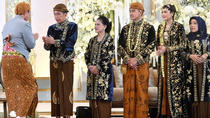 Potret Kirab dan Tasyakuran Kaesang Erina