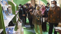 Gebyar IKMA 2022 menjadi kesempatan besar bagi IKM di sektor pangan, fesyen, kriya dan startup penyedia solusi teknologi untuk unjuk gigi memamerkan produk terbaiknya dan bertemu dengan investor potensial.