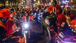 Ratusan Biker di Berlin Konvoi Pakai Kostum Sinterklas