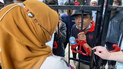 Potret Satpol PP Mundur Usai Debat Panas Vs Wali Murid SDN Pocin 1