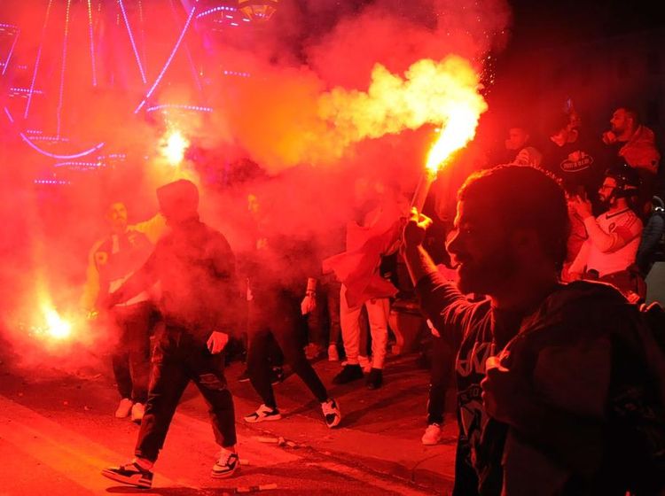 Supporter Maroko Rayakan Kemenangan Piala Dunia Usai Kalahkan Portugal