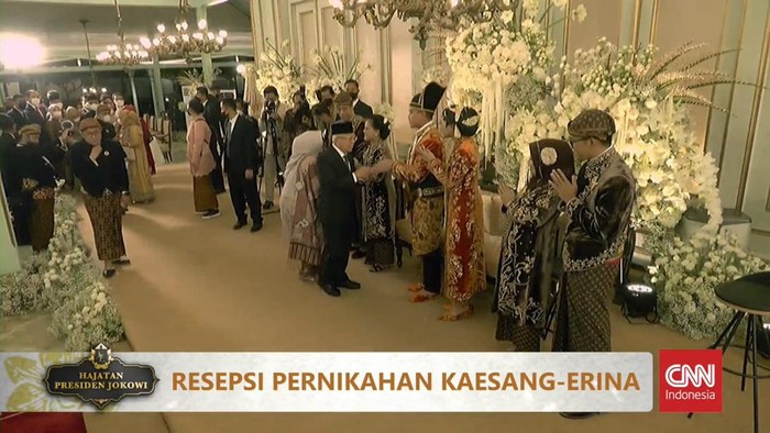 Wapres Maruf Amin hadiri acara tasyakuran pernikahan Kaesang dan Erina di Puro Mangkunegaran, Solo, Minggu (11/12/2022).