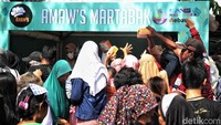 Dua lokasi makan gratis sudah disiapkan, yakni di depan Stadion Sriwedari dan di depan Pasar Triwindu.  