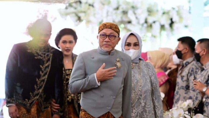 Zulkifli Hasan di Pernikahan Kaesang-Erina