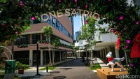 Ada lagi tempat hits baru yang seru dan cocok dijadikan pilihan saat libur Nataru. Tempat tersebut bernama One Satrio yang berlokasi di Kuningan, Jakarta Selatan. One Satrio merupakan ruang terbuka hijau yang dilengkapi dengan berbagai fasilitas. Andhika Prasetia/detikcom  