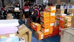 Banjir Paket di Gudang Logistik Usai Pesta Belanja Online 12.12