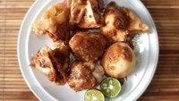 Jalan Kemang Raya, Jatibening Baru, Bekasi juga ada penjual batagor enak. Kamu bisa memilih batagor saja atau dicamput dengan siomay di Siomay & Batagor Mang Engkus Ciamis 79. Satu porsi dibanderol Rp 20.000-an. Foto: Instagram/Google Review