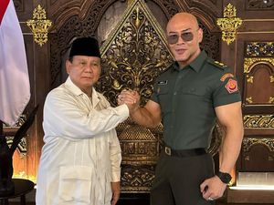 Deddy Corbuzier Berpangkat Letkol Tituler, Dapat Tunjangan-Pelat TNI