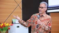 Pemilik PT SkinSol Bionature Asia , Michael Simon, mengatakan, bagi masyarakat yang ingin membuat produk kesehatan herbal bisa membuka diskusi tim research formula.