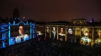Penampakan gedung-gedung yang diterangi cahaya saat acara tahunan Festival Cahaya (Fete des Lumieres) di Lyon, Prancis, Kamis (8/12/2022).  