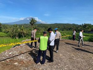 Temuan Kotak Amal Masjid Berisi Uang di TPS Gegerkan Warga Karangasem