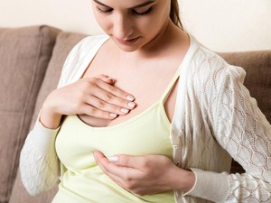 10 Cara Mengecilkan Payudara Secara Aman dan Alami