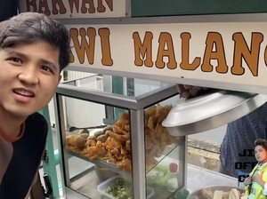 Jirayut Kaget Banyak Penjual Makanan Lewat Depan Rumahnya