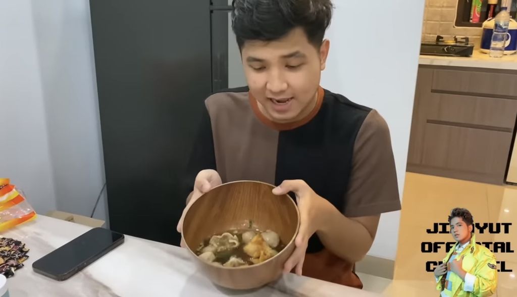 Jirayut jajan bakso