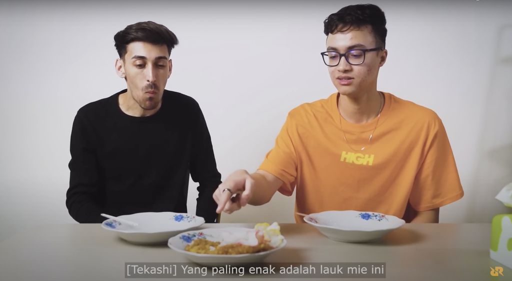 Ketika Bule Brazil Cicip Nasi Uduk hingga Jengkol, Seperti Ini Reaksinya!