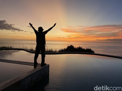 Menikmati Indahnya Senja di Pulau Sumba