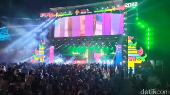 Closing ceremony Indonesia Esport Summit 2022 diakhiri dengan pembagian piagam kepada para pemenang. Foto: (Panji Saputro/detikINET).