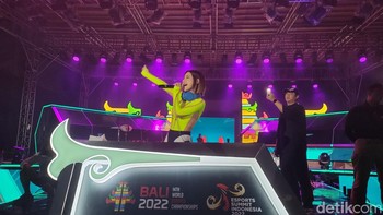 Wanita yang mulai DJ sejak 2014 ini, memiliki banyak penggemar termasuk di Indonesia. Foto: (Panji Saputro/detikINET).